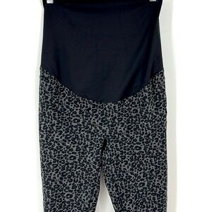 Ann Taylor loft maternity Leopard print stretch pull on maternity pants